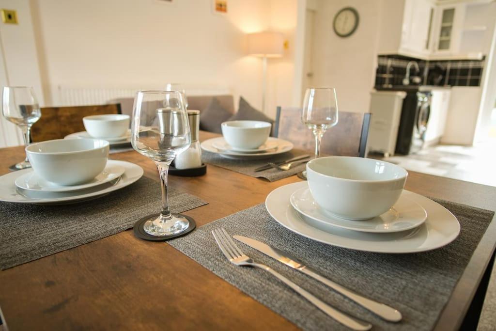 3 Bed, Parking Inc 15 Percent Off For Monthly Stays Westoe Eksteriør billede